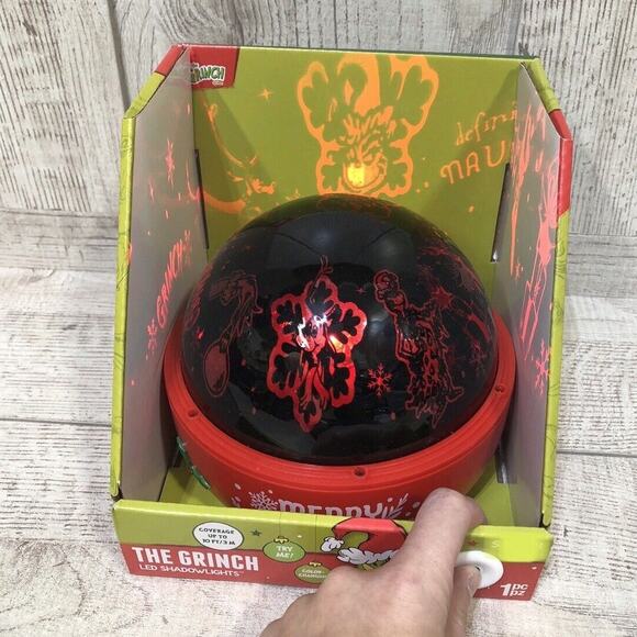 The Grinch New Green Christmas LED Shadow Lights Rotating Light Up Globe NEW - Picture 6 of 7